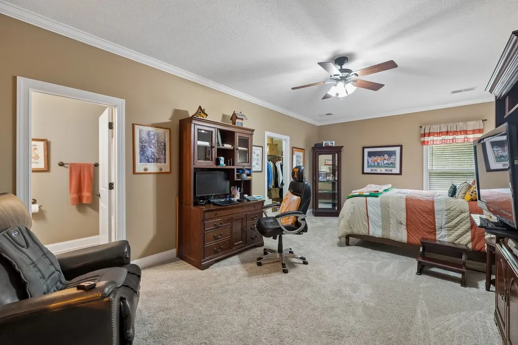 145 Airport Court Waverly TN 37185