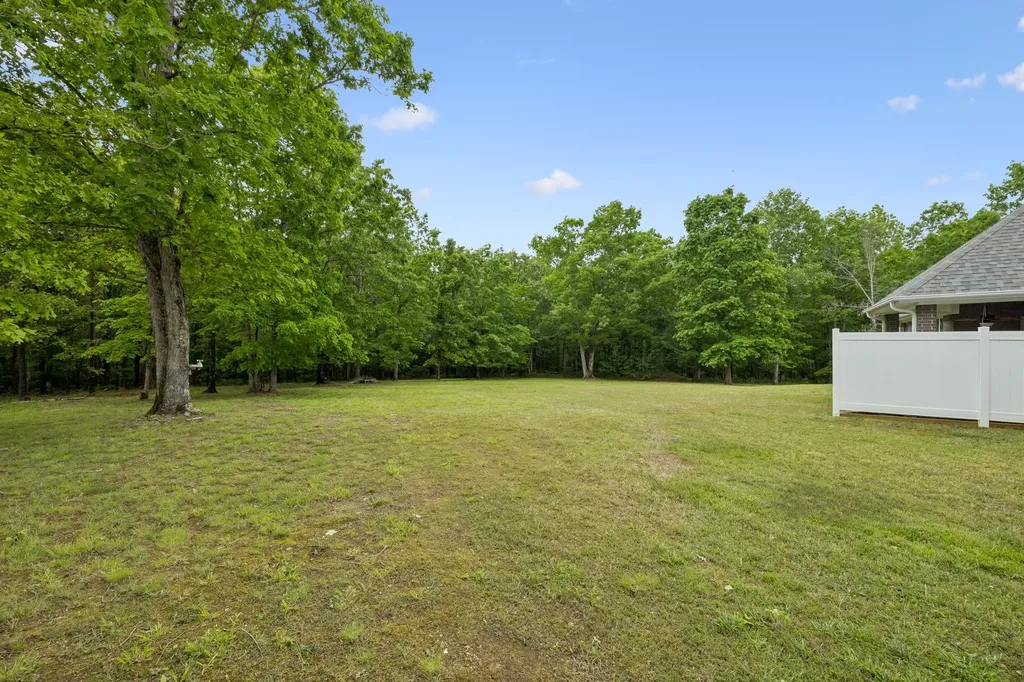 145 Airport Court Waverly TN 37185