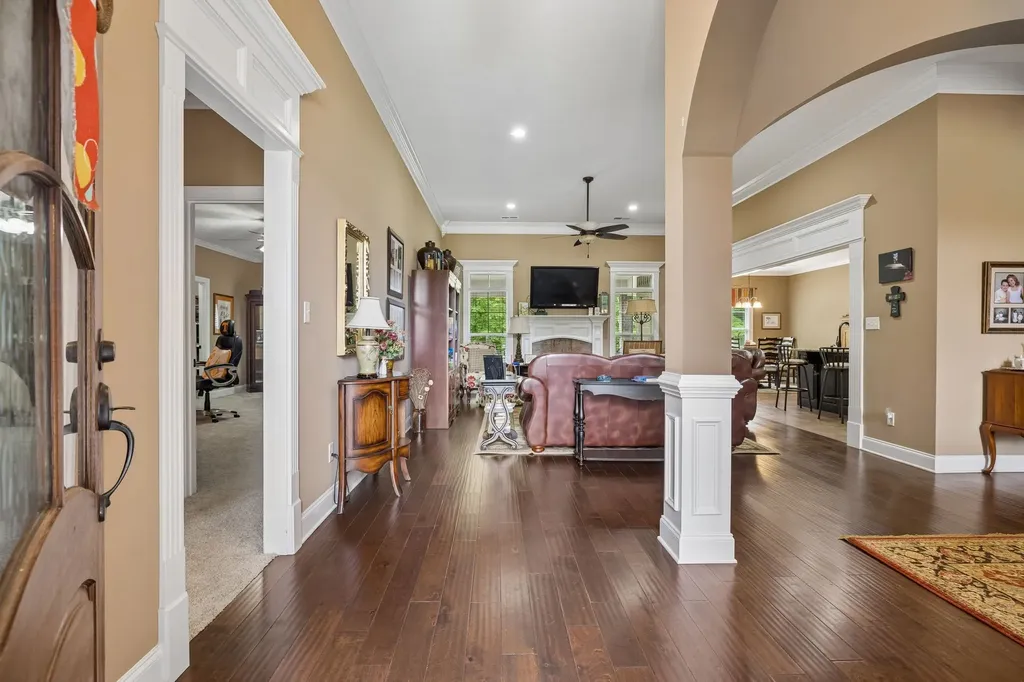 145 Airport Court Waverly TN 37185