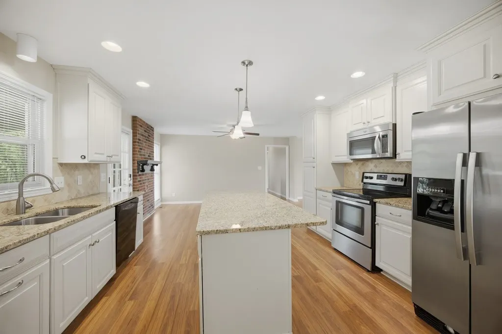 6716 Cool Springs Road Thompsons Station TN 37179