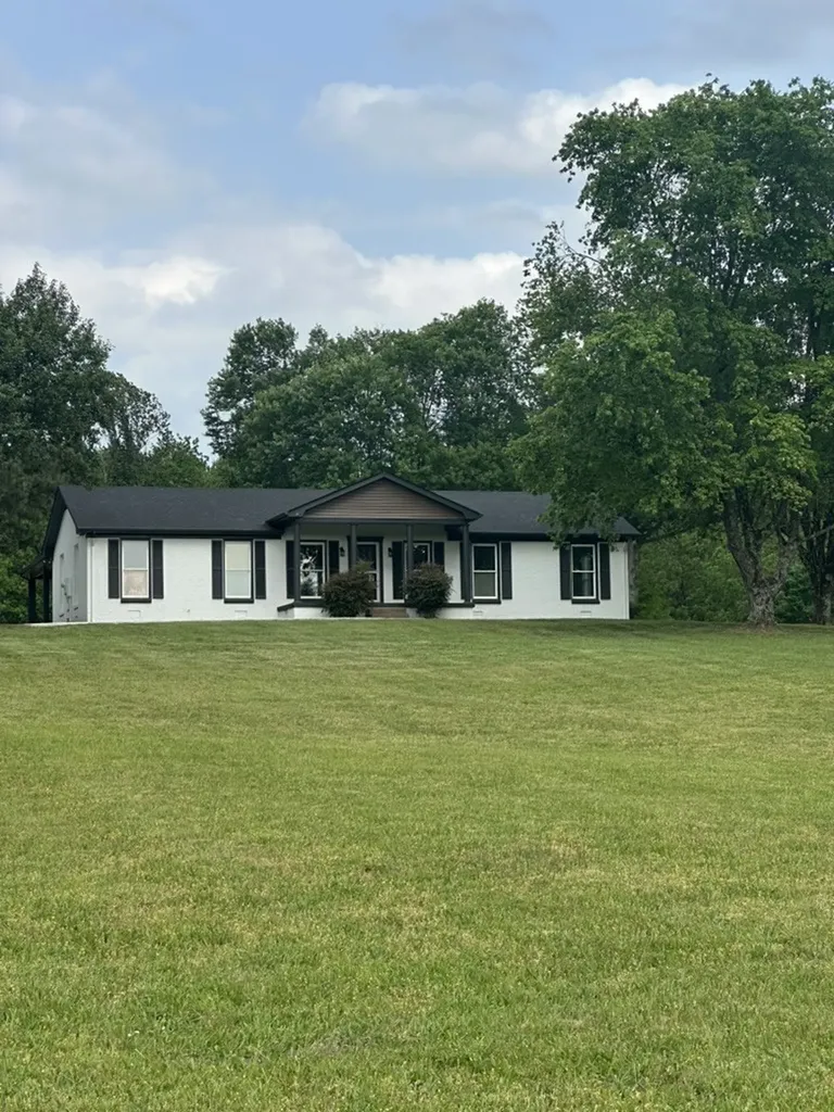 6716 Cool Springs Road Thompsons Station TN 37179