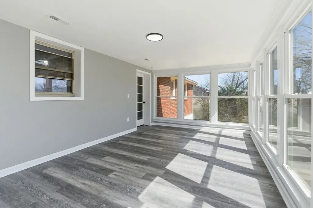 5015 Bonnahill Drive Hermitage TN 37076