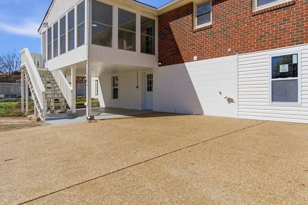 5015 Bonnahill Drive Hermitage TN 37076