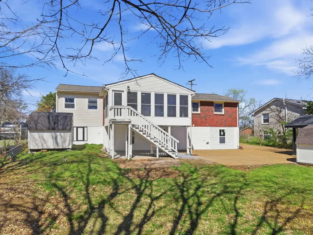 5015 Bonnahill Drive Hermitage TN 37076