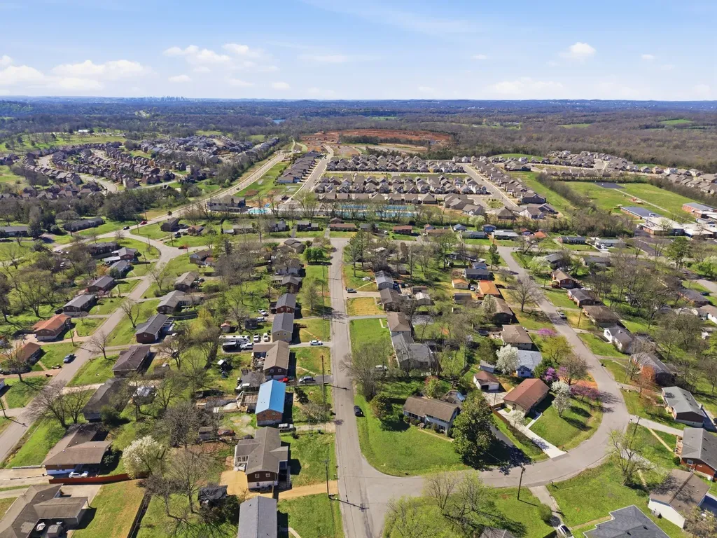 5015 Bonnahill Drive Hermitage TN 37076