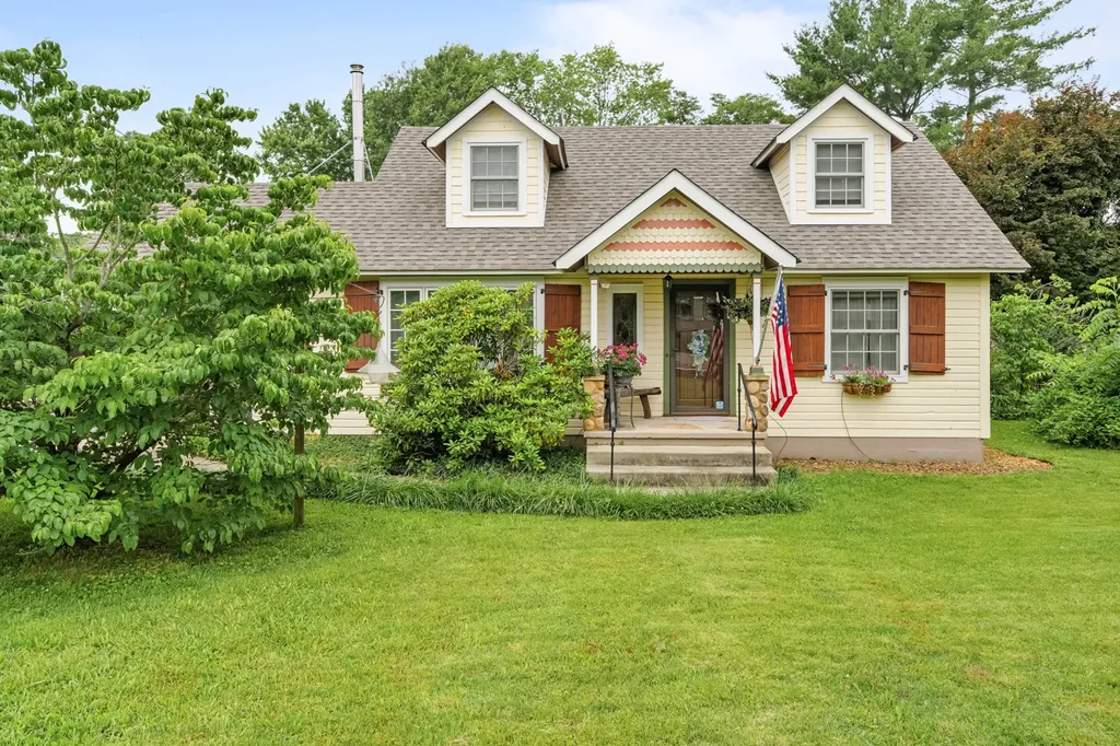 105 Wilson Street Cowan TN 37318