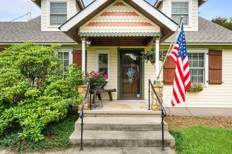 105 Wilson Street Cowan TN 37318