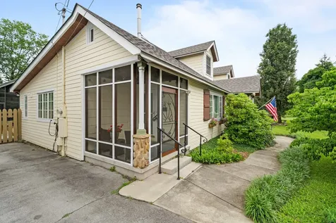 105 Wilson Street Cowan TN 37318