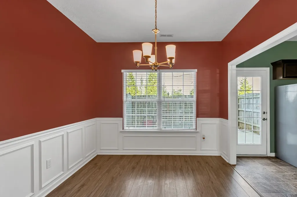 2417 New Holland Circle Murfreesboro TN 37128