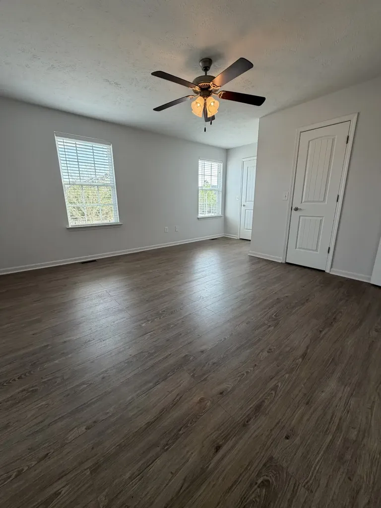 2417 New Holland Circle Murfreesboro TN 37128