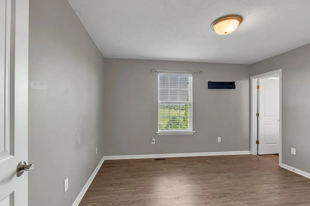 2417 New Holland Circle Murfreesboro TN 37128
