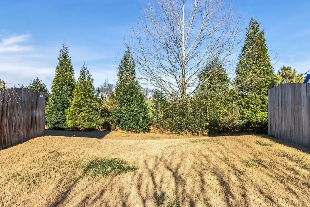 2417 New Holland Circle Murfreesboro TN 37128