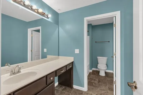 2417 New Holland Circle Murfreesboro TN 37128