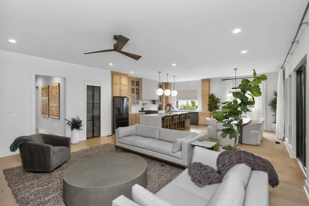 2025B Hutton Drive Nashville TN 37210