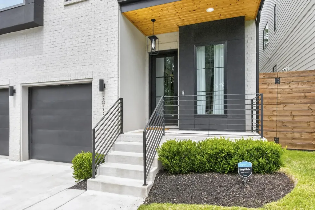 2025B Hutton Drive Nashville TN 37210
