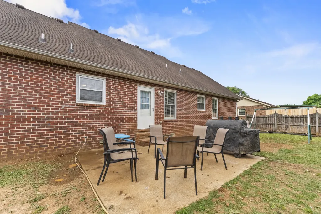 3950 Country Park Lane Murfreesboro TN 37128