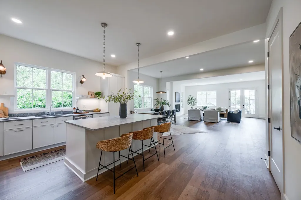916B Strouse Avenue Nashville TN 37206