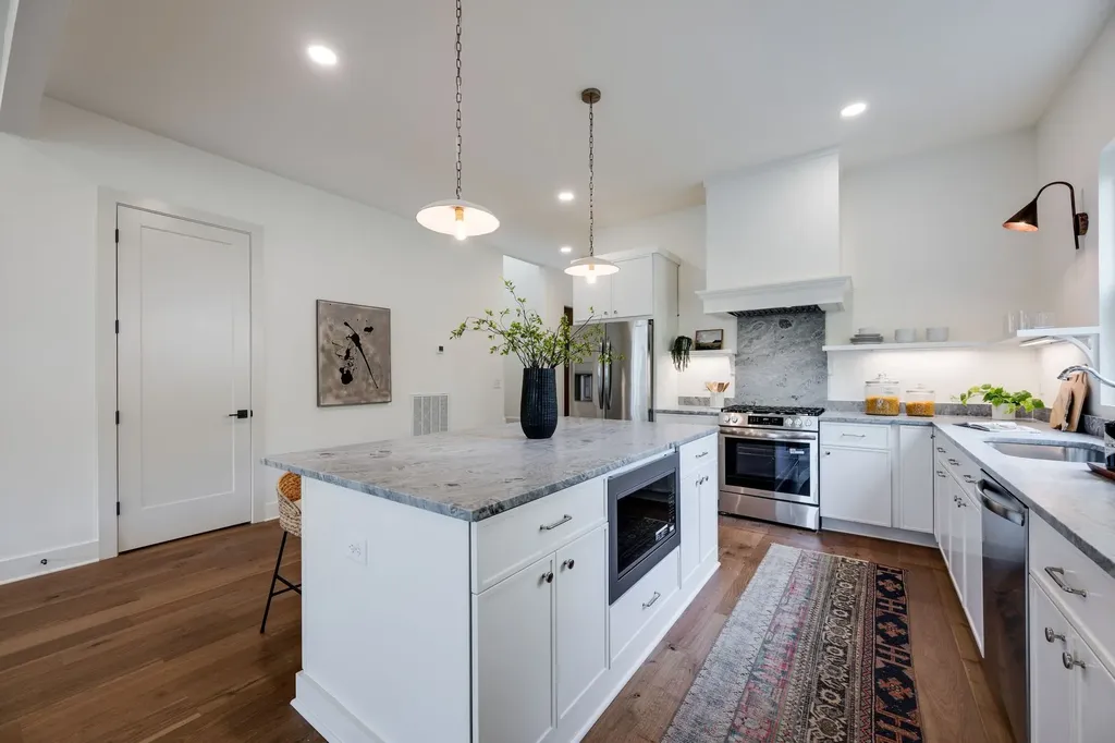 916B Strouse Avenue Nashville TN 37206