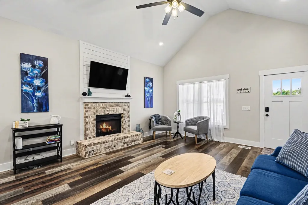 189 Julia Ann Court Springfield TN 37172