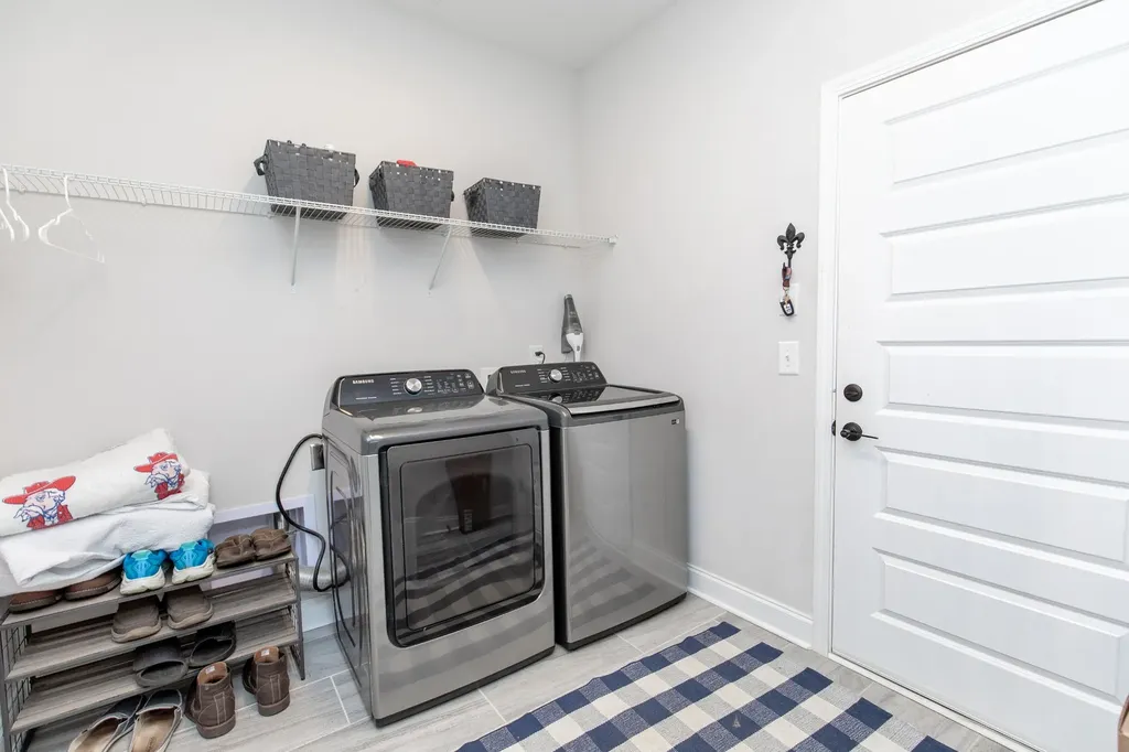 886 Cherry Grove Drive Hendersonville TN 37075