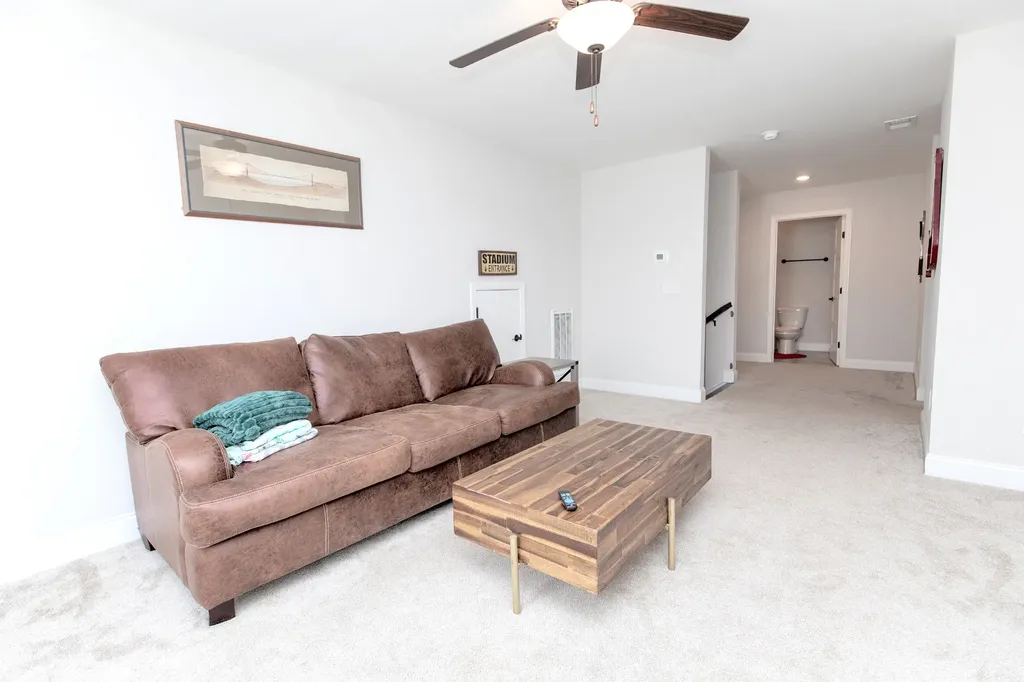 886 Cherry Grove Drive Hendersonville TN 37075
