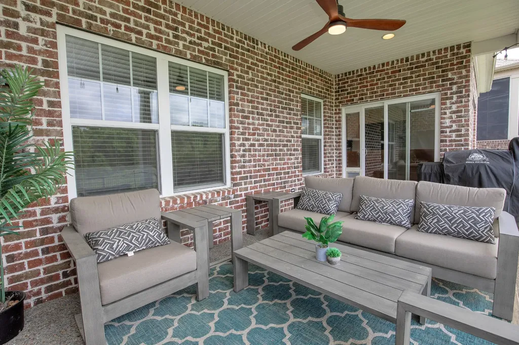 886 Cherry Grove Drive Hendersonville TN 37075
