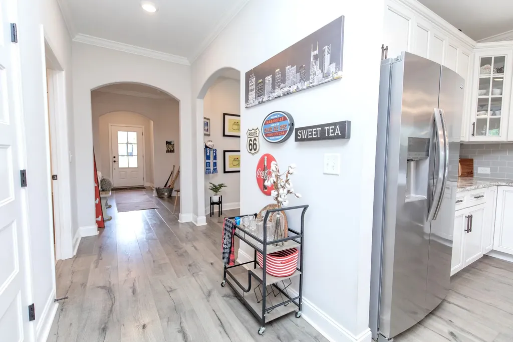 886 Cherry Grove Drive Hendersonville TN 37075