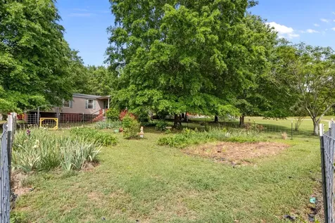 6120 Flatwoods Road Camden TN 38320