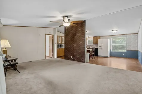 6120 Flatwoods Road Camden TN 38320