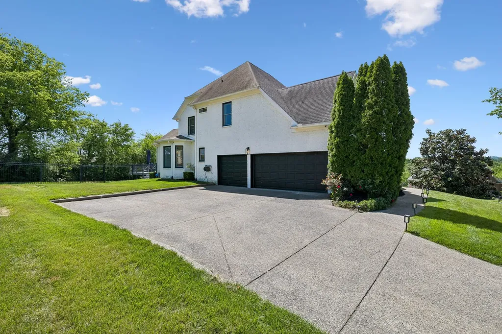 9739 Turner Lane Brentwood TN 37027