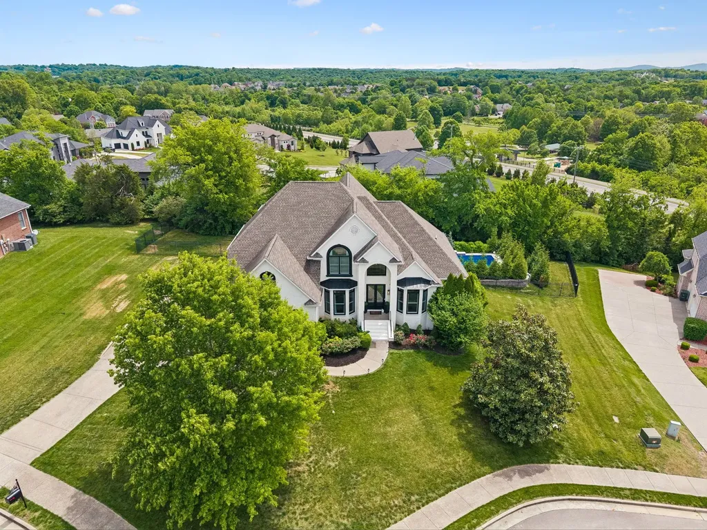 9739 Turner Lane Brentwood TN 37027