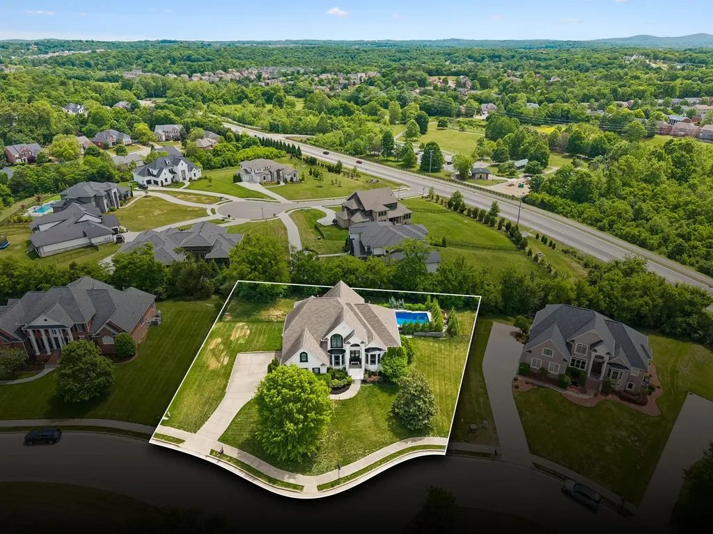 9739 Turner Lane Brentwood TN 37027