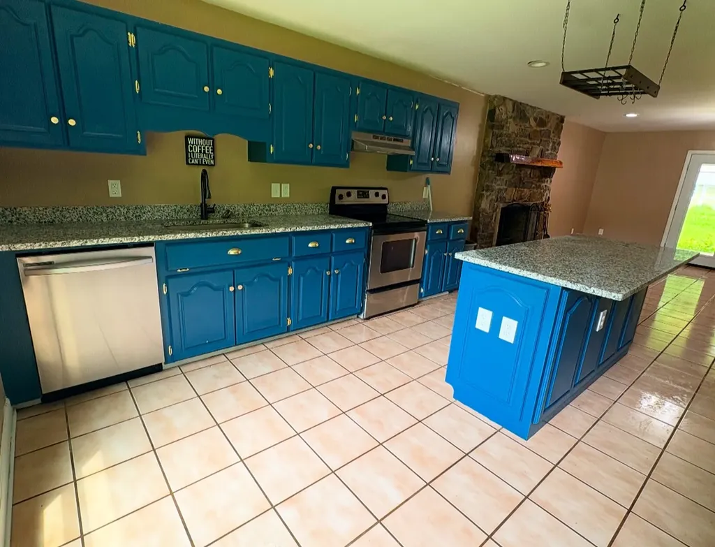140 Carver Hollow Road Pleasant Shade TN 37145
