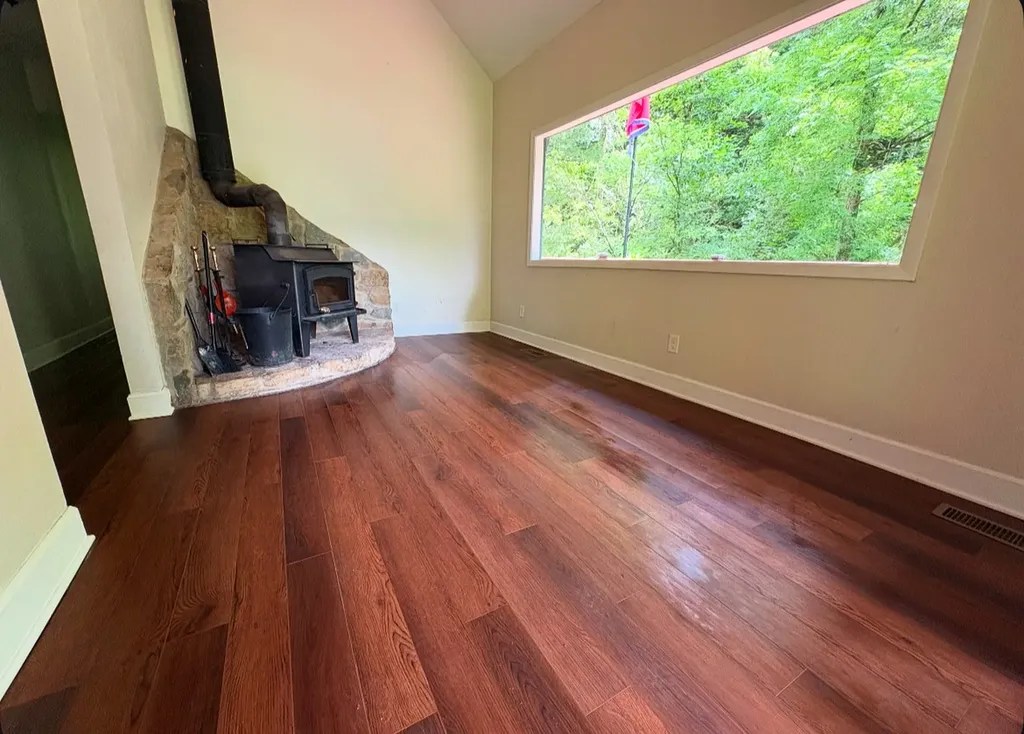 140 Carver Hollow Road Pleasant Shade TN 37145