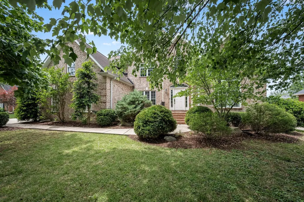 3035 Twisted Oak Drive Murfreesboro TN 37129