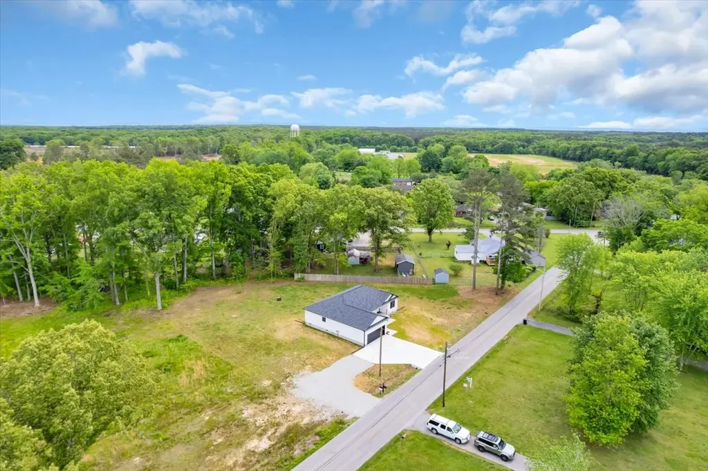 116 Carter Blake Road Tullahoma TN 37388