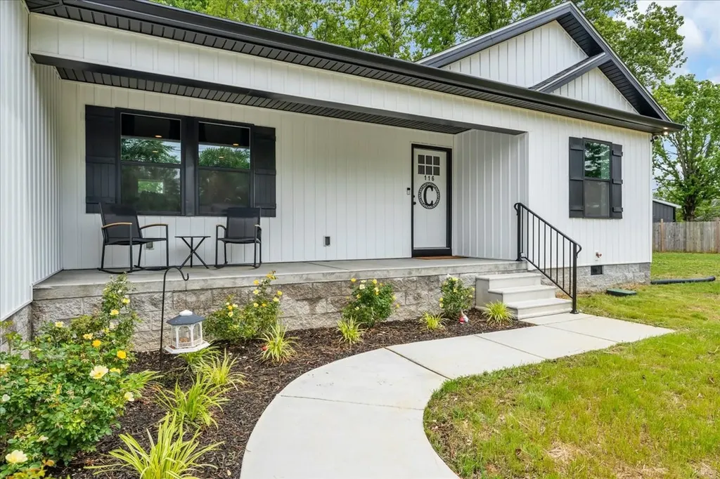 116 Carter Blake Road Tullahoma TN 37388