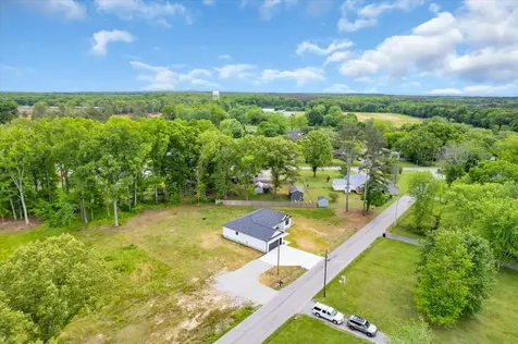 116 Carter Blake Road Tullahoma TN 37388