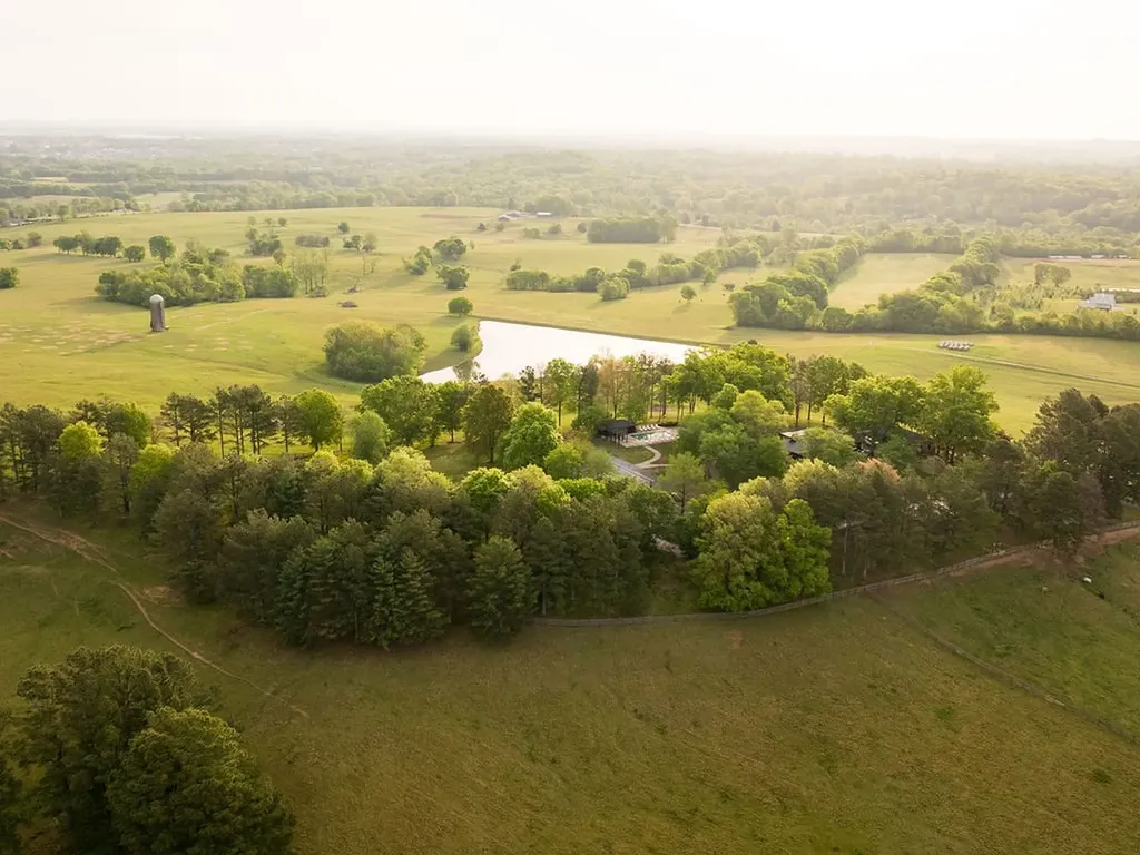 2311 Darks Mill Road Columbia TN 38401