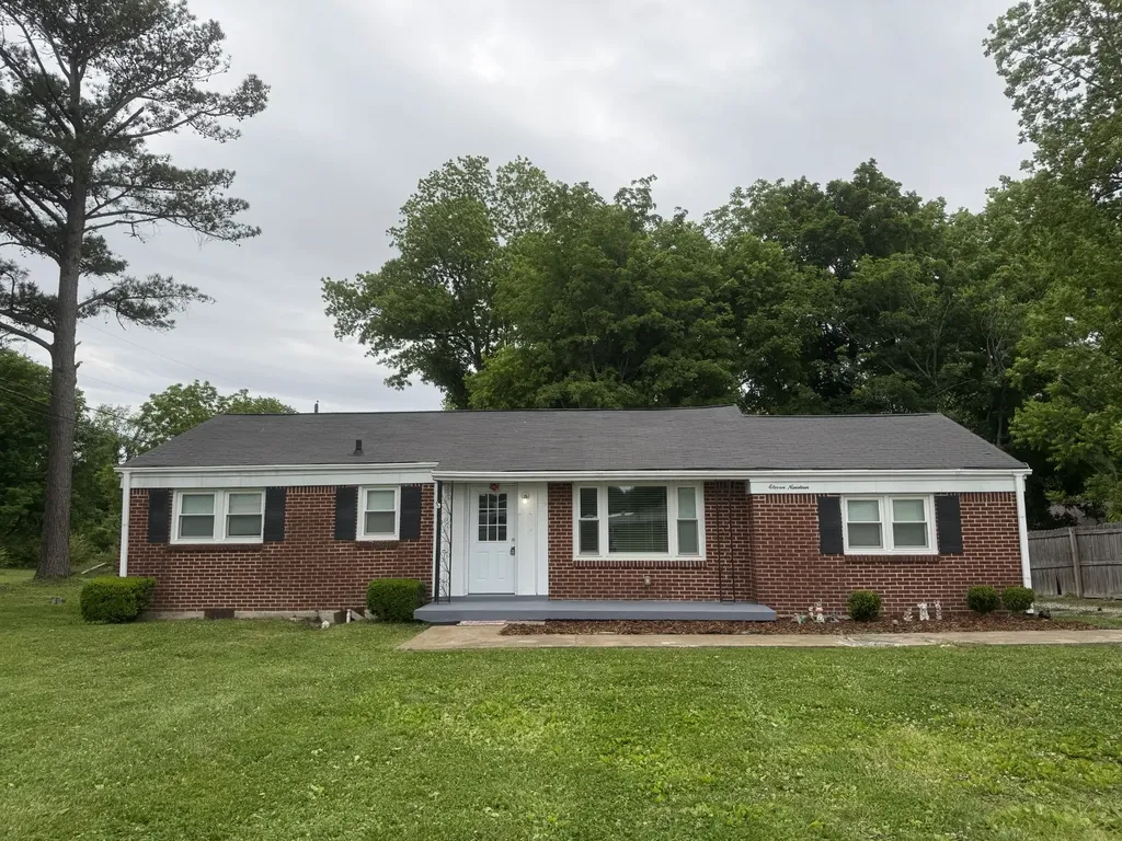 1119 Nashville Highway Columbia TN 38401
