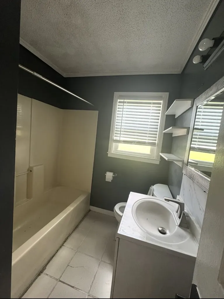1119 Nashville Highway Columbia TN 38401