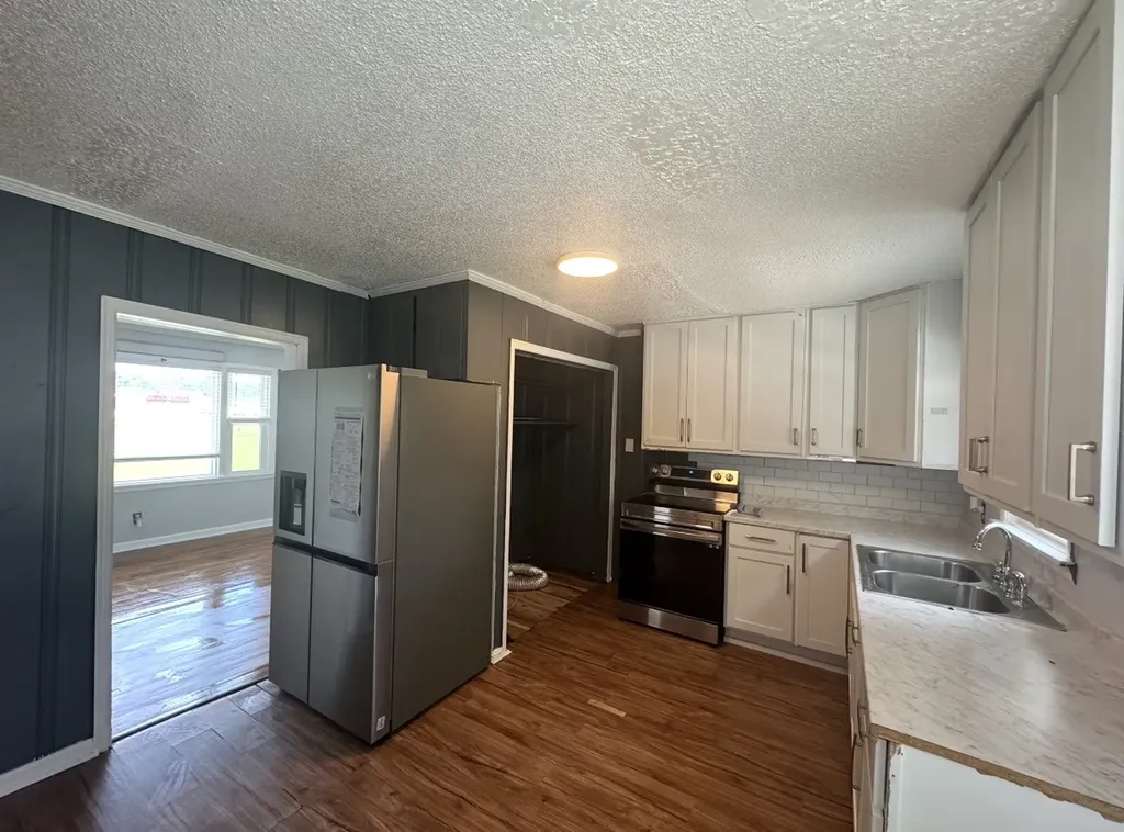 1119 Nashville Highway Columbia TN 38401