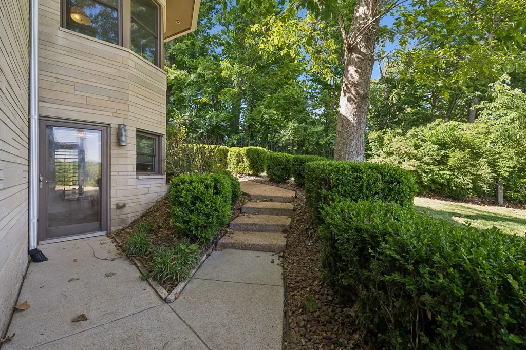 4434 Brush Hill Road Nashville TN 37216