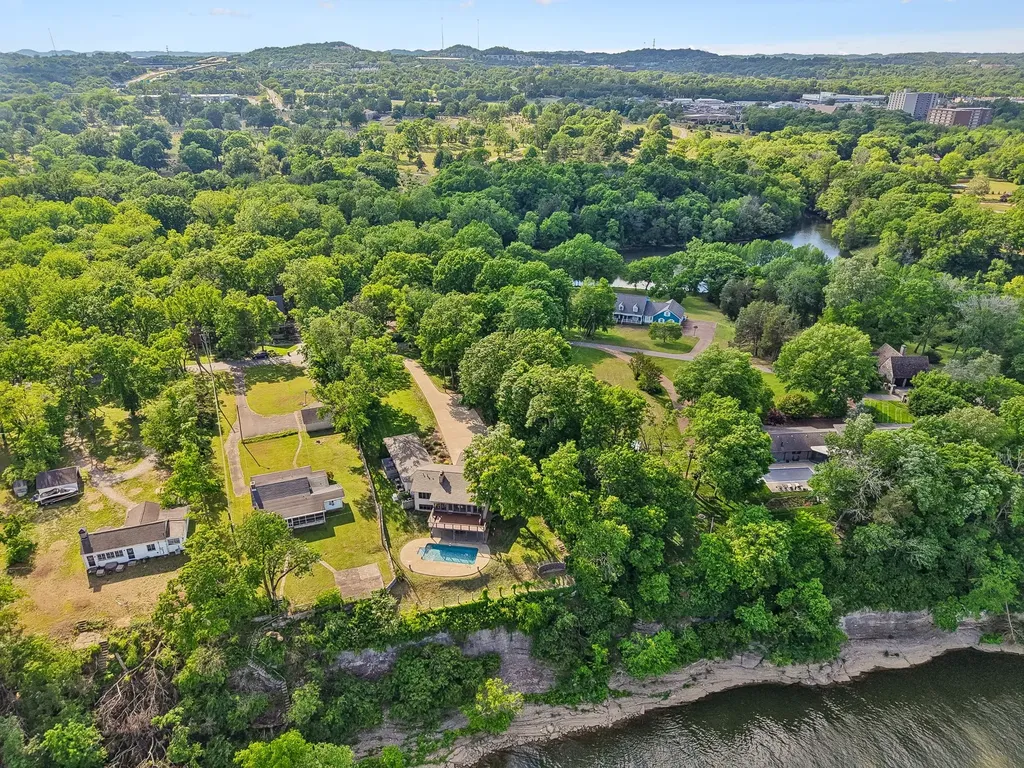 4434 Brush Hill Road Nashville TN 37216