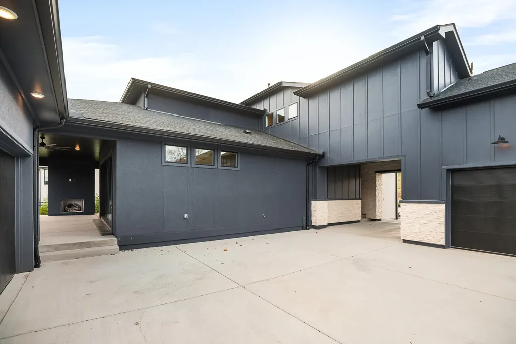1764 Dean Road Thompsons Station TN 37179