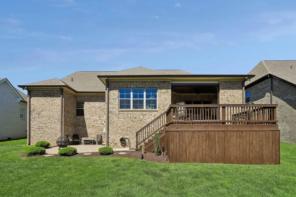 1006 Alpaca Drive Spring Hill TN 37174