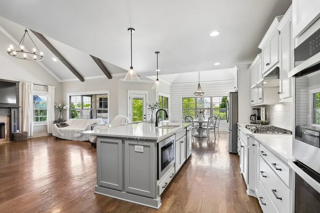 1006 Alpaca Drive Spring Hill TN 37174