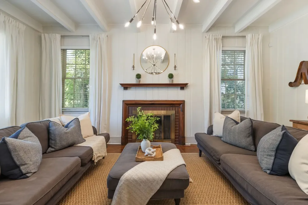 2018 Sweetbriar Avenue Nashville TN 37212