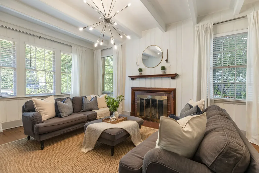 2018 Sweetbriar Avenue Nashville TN 37212