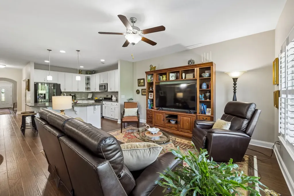 860 Meadowcrest Way Lebanon TN 37090